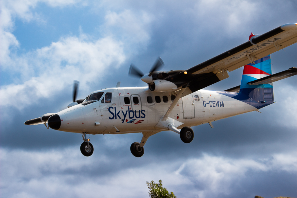 Skybus Plane Landing